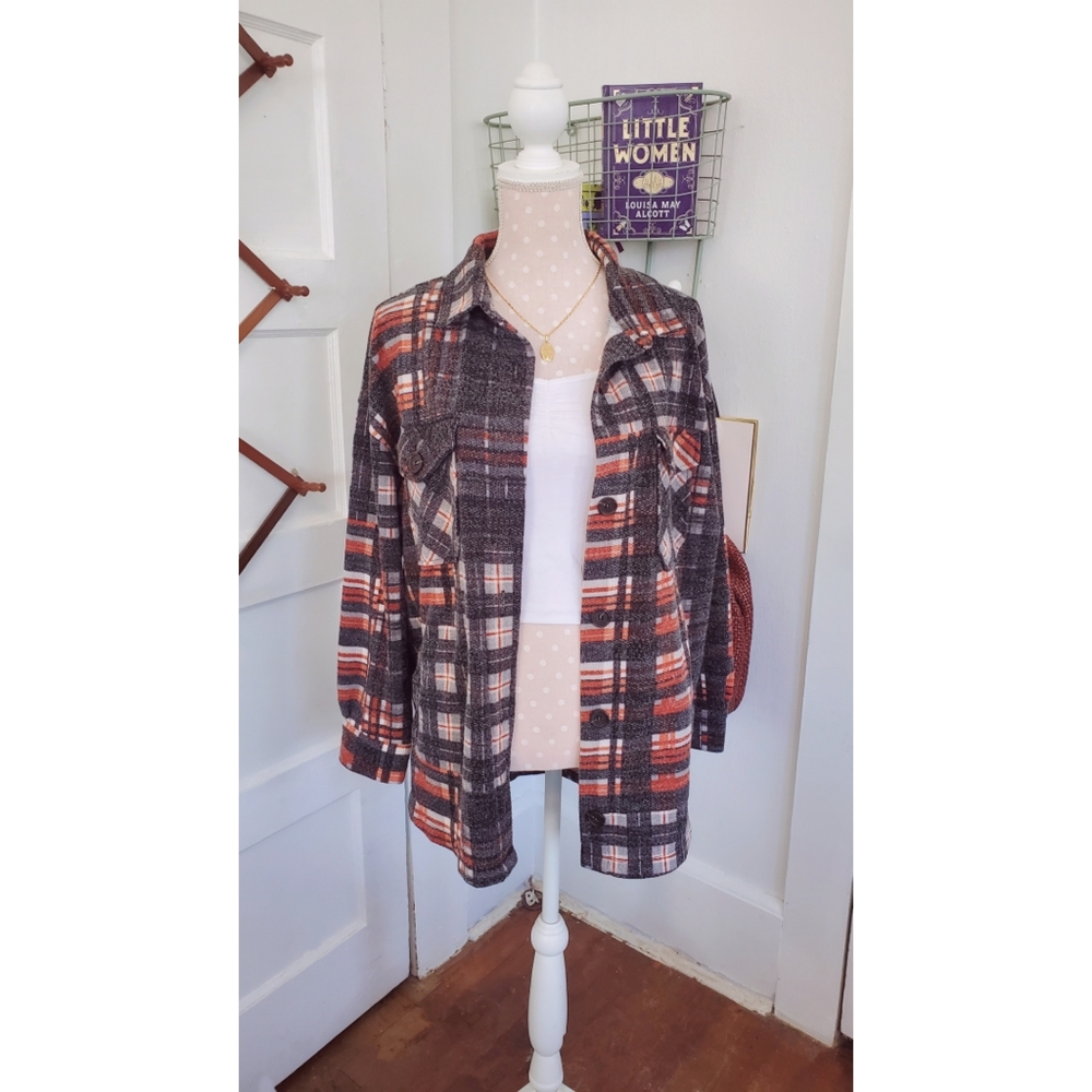 NWOT Plaid Flannel Shacket 🌿